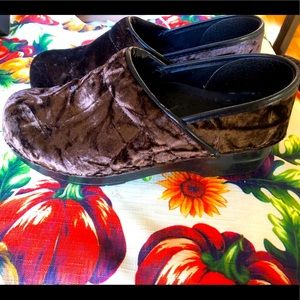 Dansko Clogs-original style, velvet